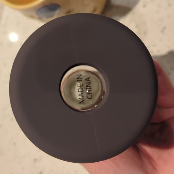 Gray Glass Water Bottle with Wooden Lid (32oz) - Picture 8 of 8